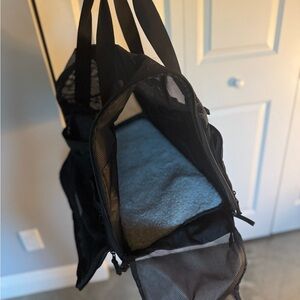 SwissGear Pet Carrier  – Excellent Condition